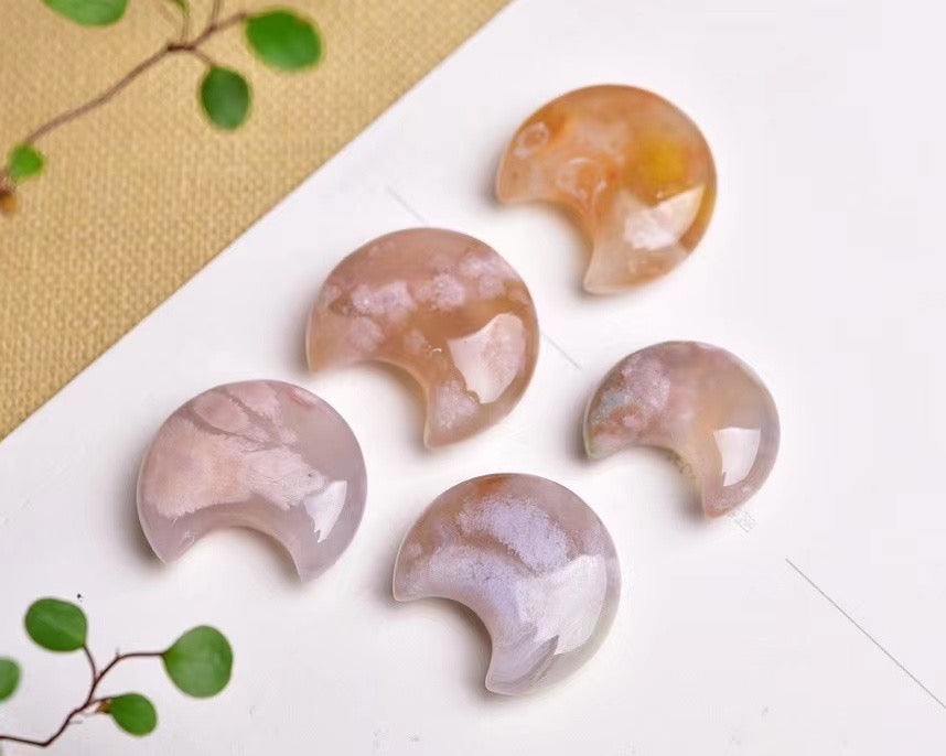Sakula Agate Moon Pendants