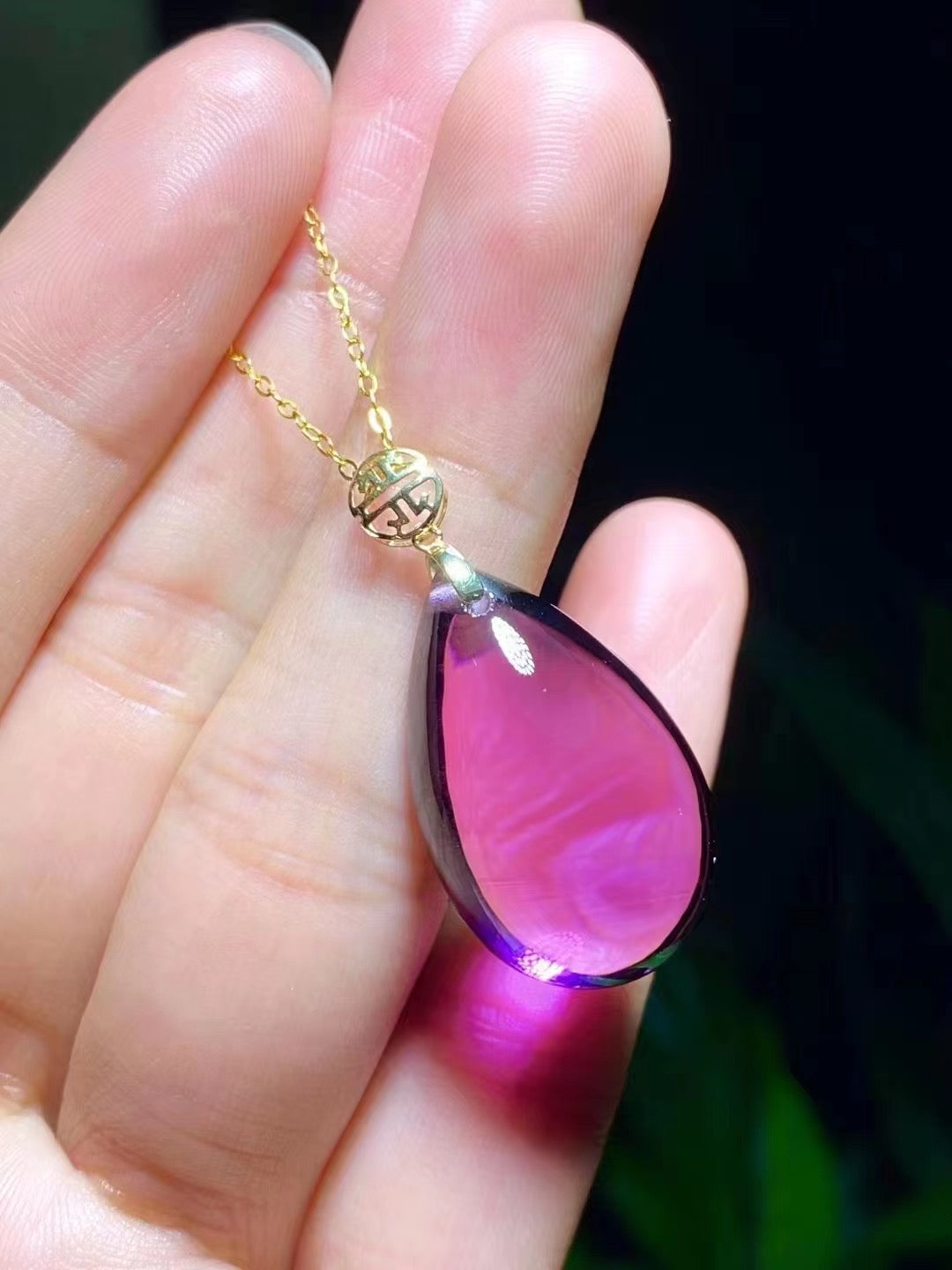 Amethyst Pendant 18K Gold Inaid