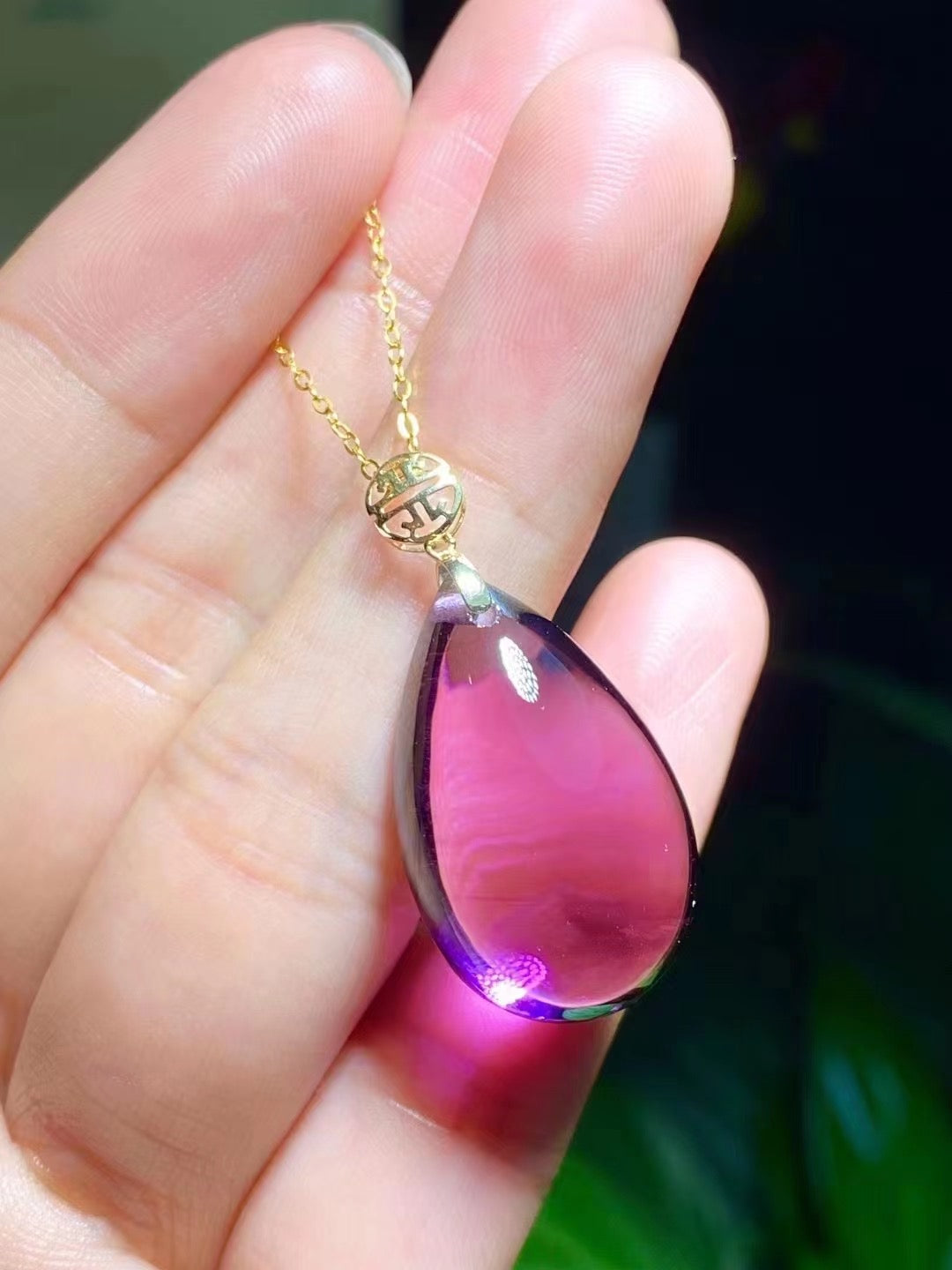 Amethyst Pendant 18K Gold Inaid