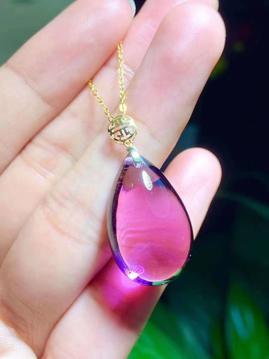 Amethyst Pendant 18K Gold Inaid