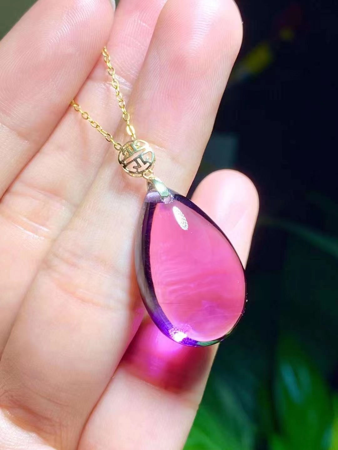 Amethyst Pendant 18K Gold Inaid