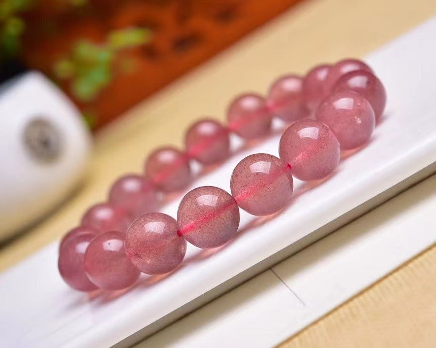 Strawberry Quartz Bracelets OD10mm