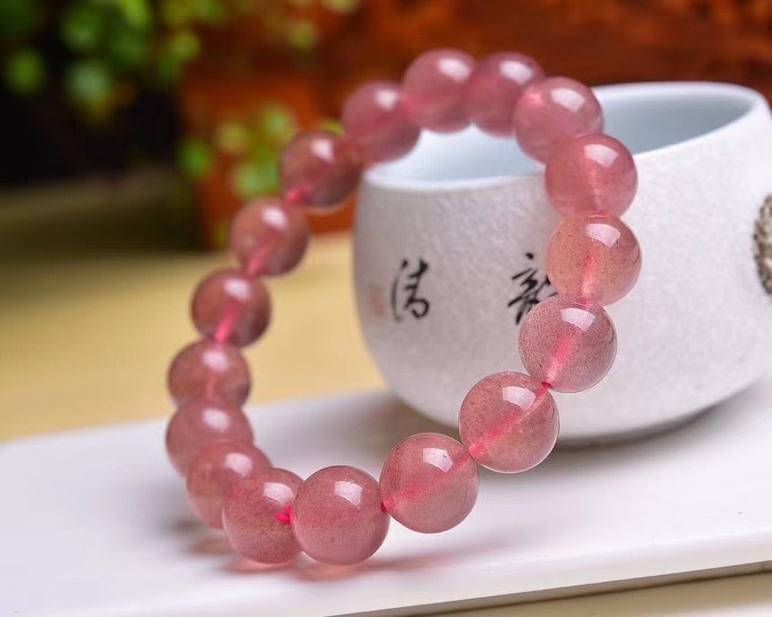 Strawberry Quartz Bracelets OD10mm