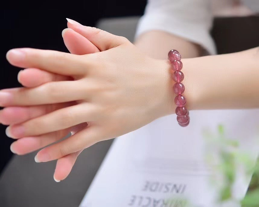 Strawberry Quartz Bracelets OD10mm