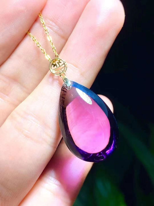 Amethyst Pendant 18K Gold Inaid